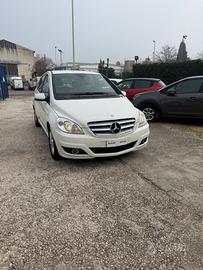 Mercedes-benz B 180 CDI