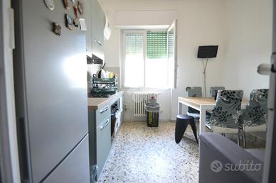 2 LOCALI A MONZA