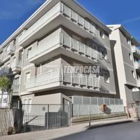 PORTA CAPPUCCINA-PIANO TERRA CON GIARDINO E P.MACC