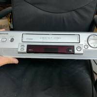 Videoregistratore vintage Aiwa