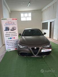 Alfa Romeo Giulia 2.2 Turbodiesel 160 CV AT8 Super