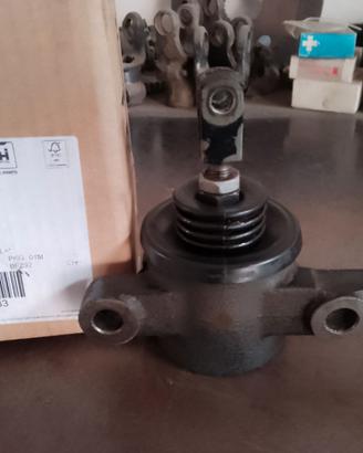Cilindro con codice 84342333  presa di forza per t