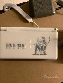 NINTENDO DS LITE LIMITED EDITION FINAL FANTASY