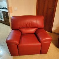 Divano 2 posti e poltrona in vera pelle