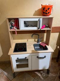 Cucina giocattolo
