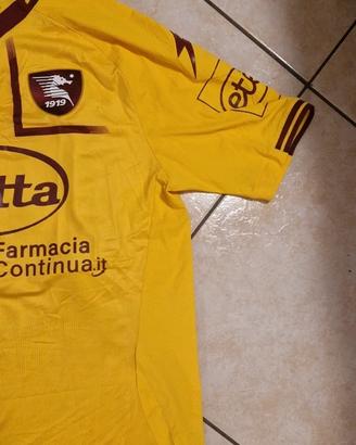 Terza maglia Salernitana Serie A TIM 2022/23