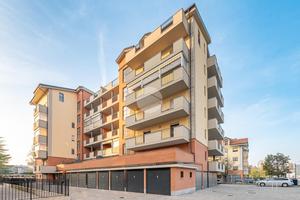 4 LOCALI A NICHELINO