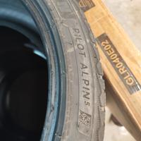 255 40 20 michelin pilot alpine 5 gomme invernali 