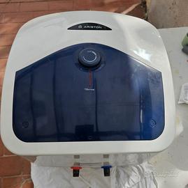 Scaldabagno elettrico ariston blu evo r 30/3 30 l