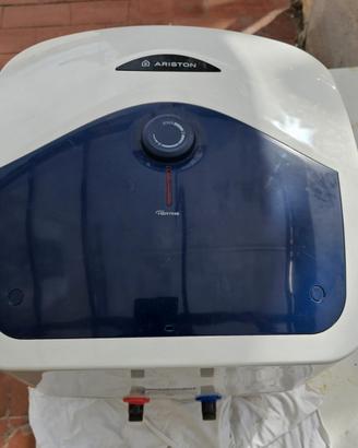 Scaldabagno elettrico ariston blu evo r 30/3 30 l