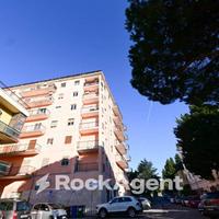 QUADRILOCALE DI AMPIA METRATURA CON POSTO AUTO