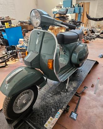 VESPA PX 150 E ARCOBALENO 1984