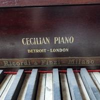 PIANOFORTE VERTICALE IN NOCE "CECILIAN" DETROIT