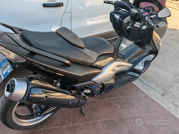 T Max
