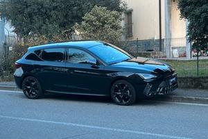 Cupra leon restyling in leasing