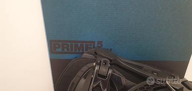 tavola snowboard nitro con attacchi drake