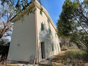 VILLA SINGOLA A OLEVANO ROMANO