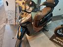 honda-sh-300-i-first-class