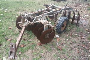 Attrezzi agricoli vari