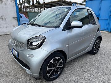 Smart fortwo cabrio -autom-71 cv -km 75000-2016