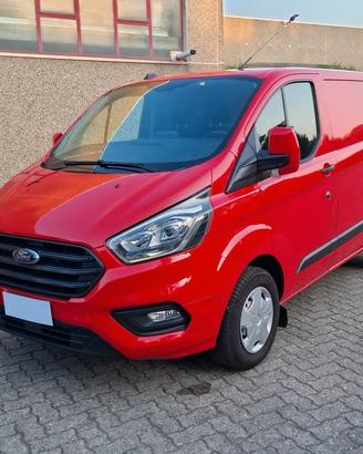 FORD TRANSIT CUSTON