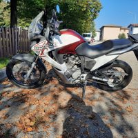 Honda transalp XL700