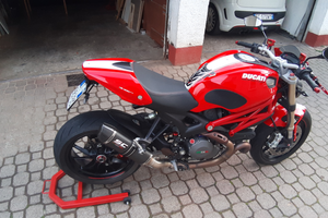 Ducati Monster 1100 Evo
