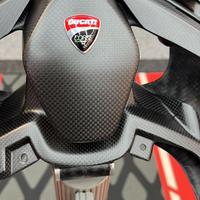 Tampone in carbonio Ducati Panigale Streetfighter