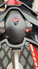 Tampone in carbonio Ducati Panigale Streetfighter