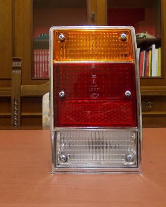 Faro posteriore dx Opel Rekord Caravan