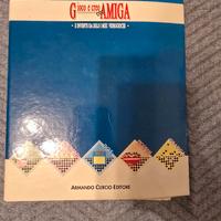 Fascicolo  "Gioco e creo con Amiga" + 12 floppy