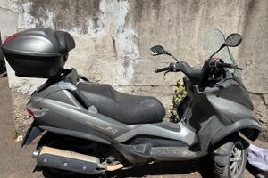 Scooter PIAGGIO MP3400