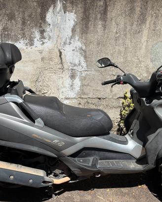 Scooter PIAGGIO MP3400
