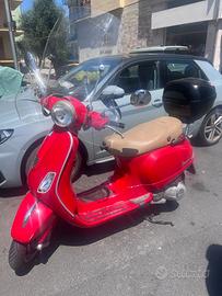 Piaggio Vespa 150 LX - 2013