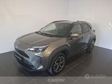 Toyota yaris cross 1.5h lounge awd-i 116cv e-cvt