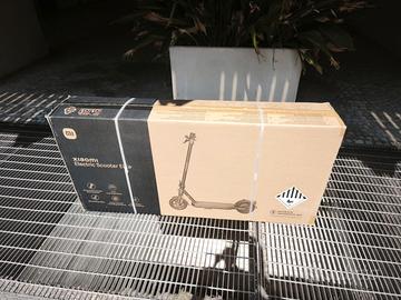 Xiaomi Electric Scooter Elite