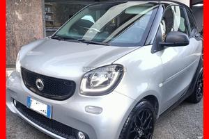 SMART FORTWO TURBO BENZINA AUTOM*NEOPATENTATI*RATE