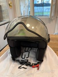 Casco Momo Design