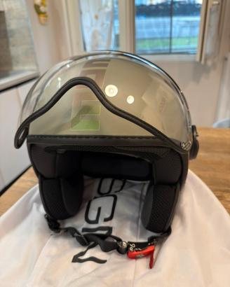 Casco Momo Design