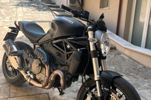 Ducati Monster 821