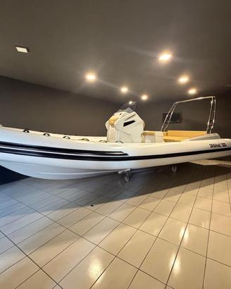 ORIGINAL 800 – L'Ammiraglia del Mare in 8 Metri