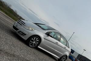 Mercedes Classe B180