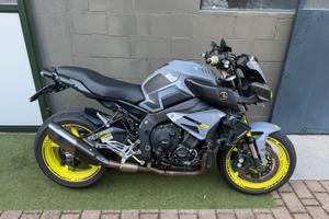 Yamaha mt10 2016