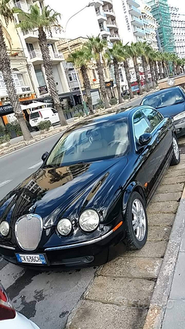Jaguar 2700 D