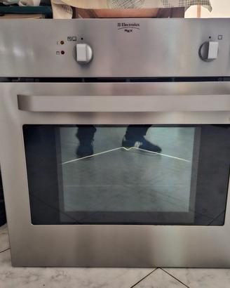 Forno a gas Electrolux 