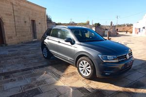 Volkswagen Tiguan 1.6 TDI SCR Sport BlueMotion Tec