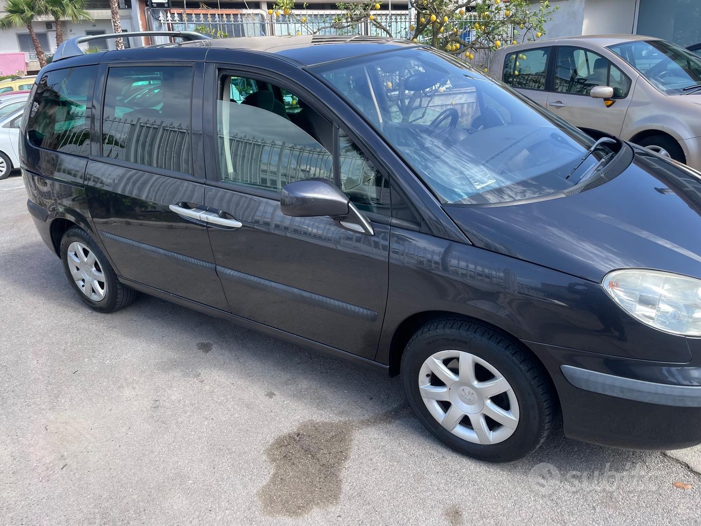 Peugeot 807