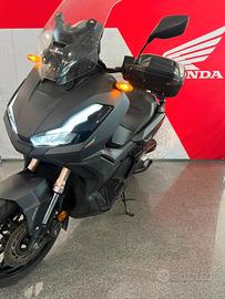 Honda ADV 350