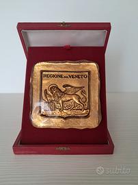 Stemma Regione Veneto in vetro di murano e oro