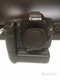 Canon EOS 50D + Battery Grip   9864 scatti   unica